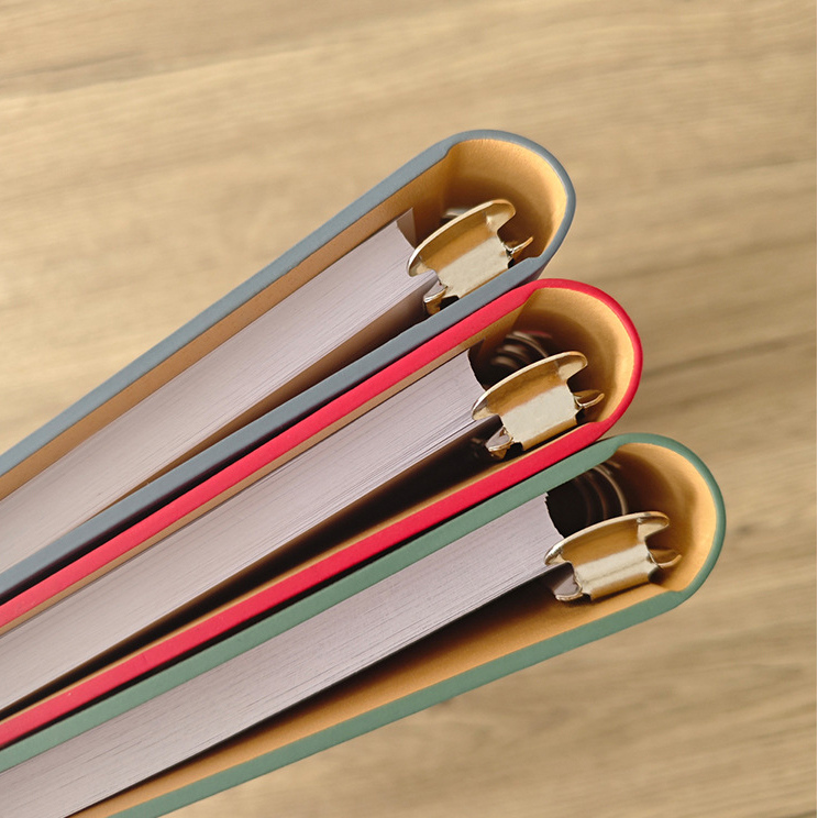 GBF1034  A5  LOOSE-LEAF  LINED NOTEBOOK