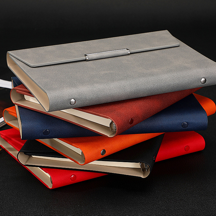 GBF1022  A5  LOOSE-LEAF  LINED NOTEBOOK