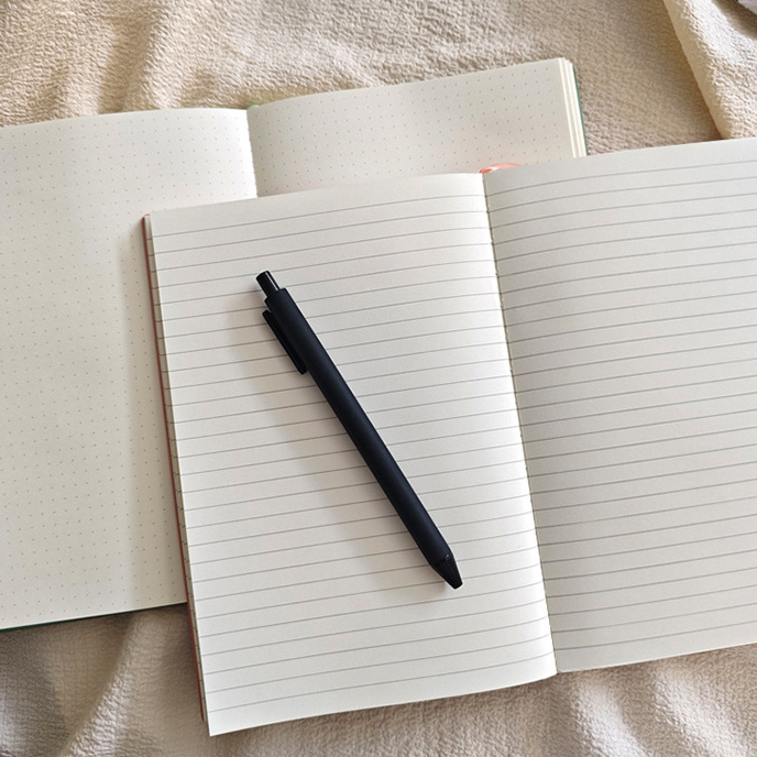 GBF1031  A5  WRINKLED  LINED NOTEBOOK