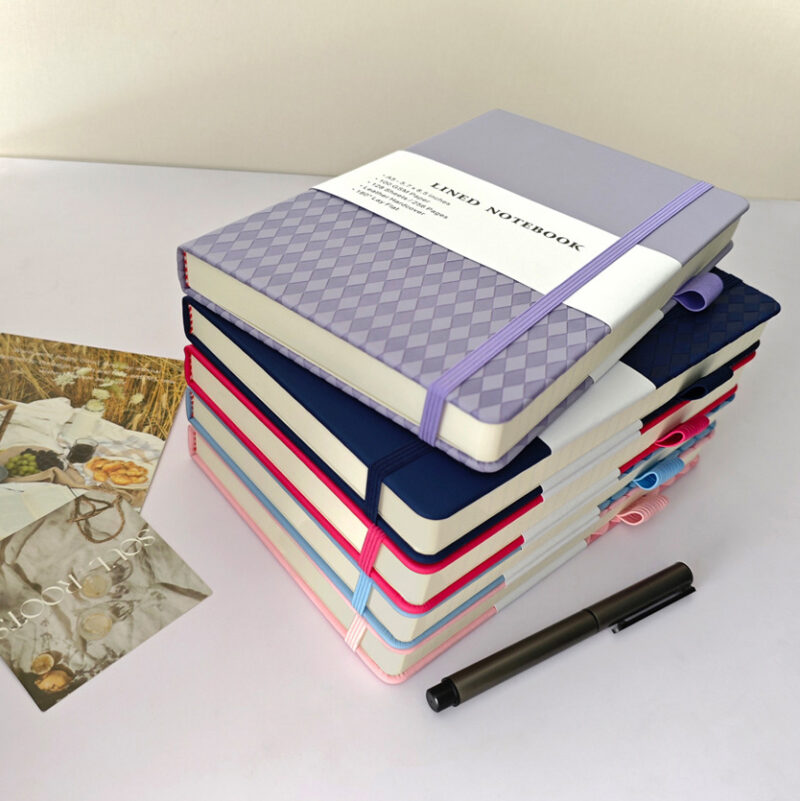 GBF1026  A5  DIAMOND PATTERN  LINED NOTEBOOK