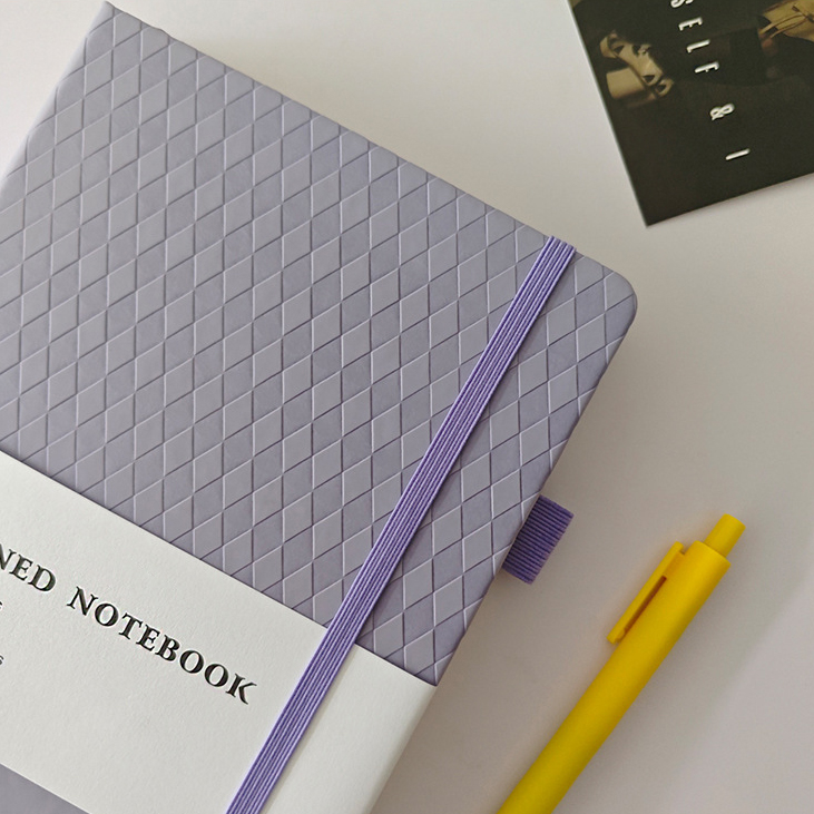 GBF1026  A5  DIAMOND PATTERN  LINED NOTEBOOK