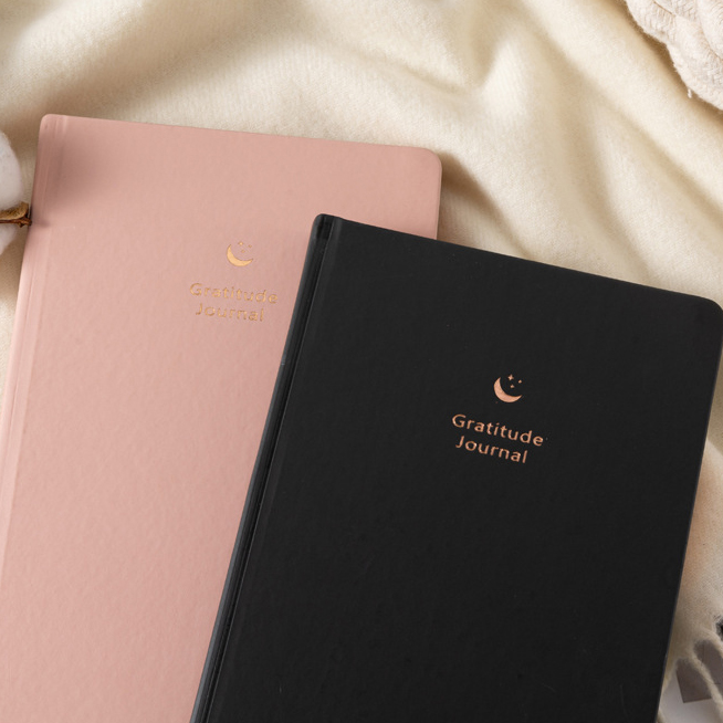 GBF2038 A5 GRATITUDE UNDATED PLANNER