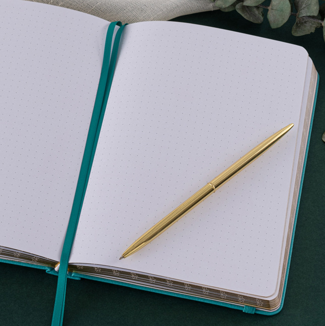 GBF2047 A5  DOT GRID NOTEBOOK