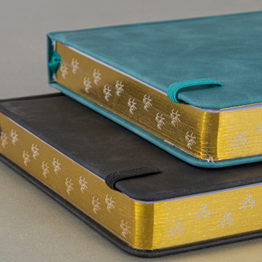 GBF2053 A5 DOT GRID NOTEBOOK