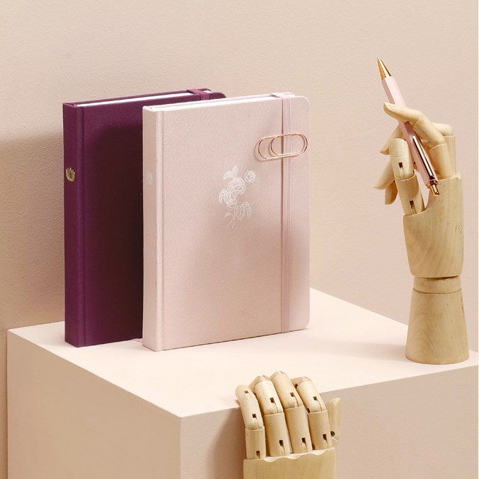 GBF2032 A5  UNDATED PLANNER